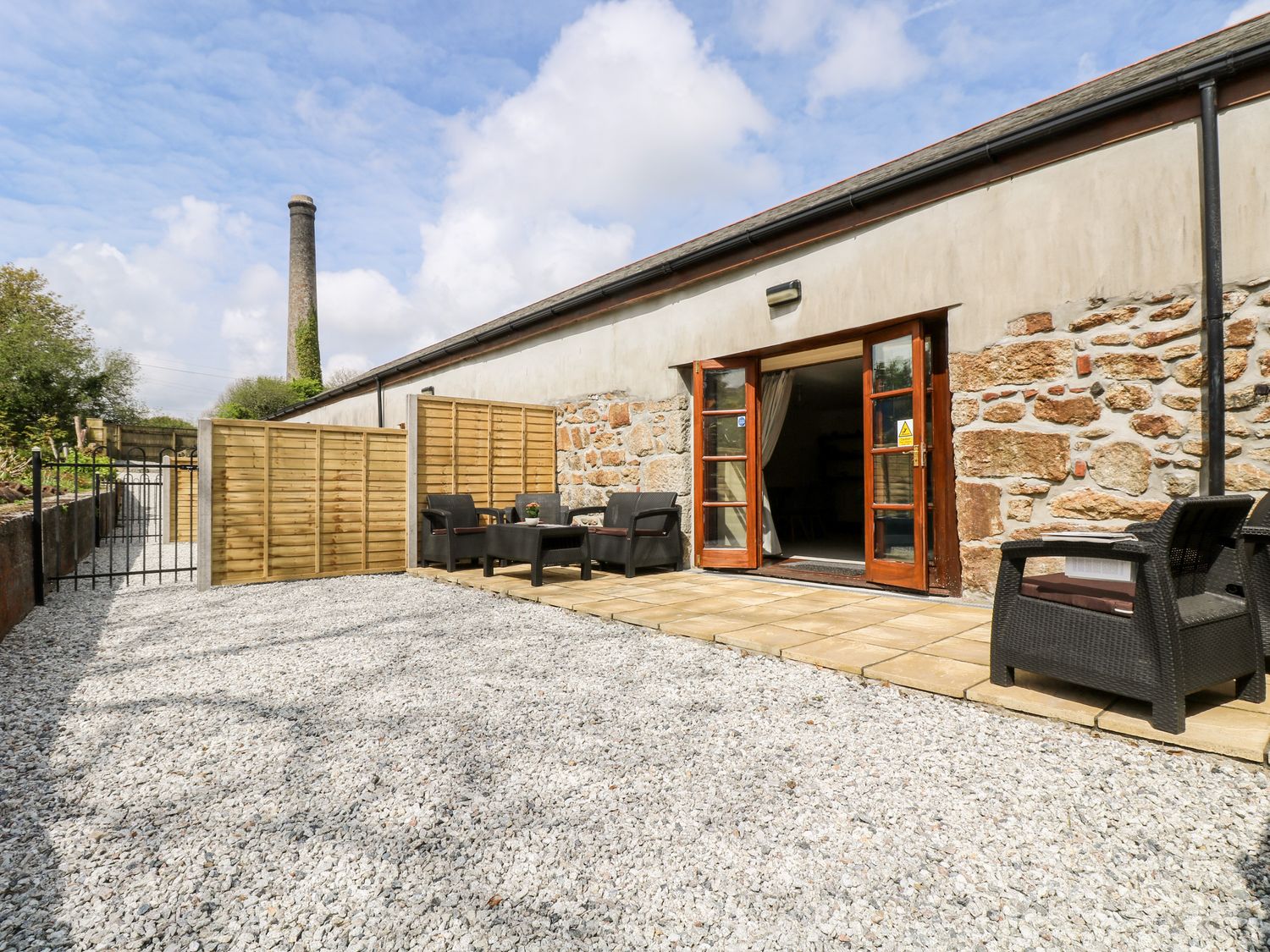 Riverside@The West Dry