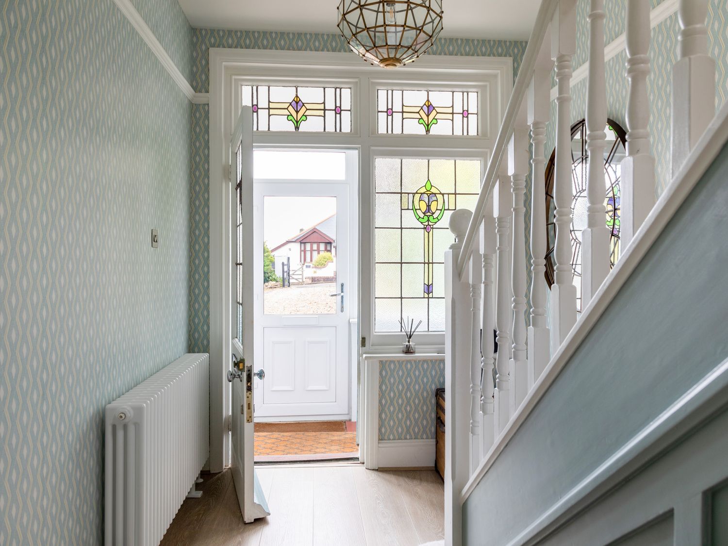 Celadon                     photo 2