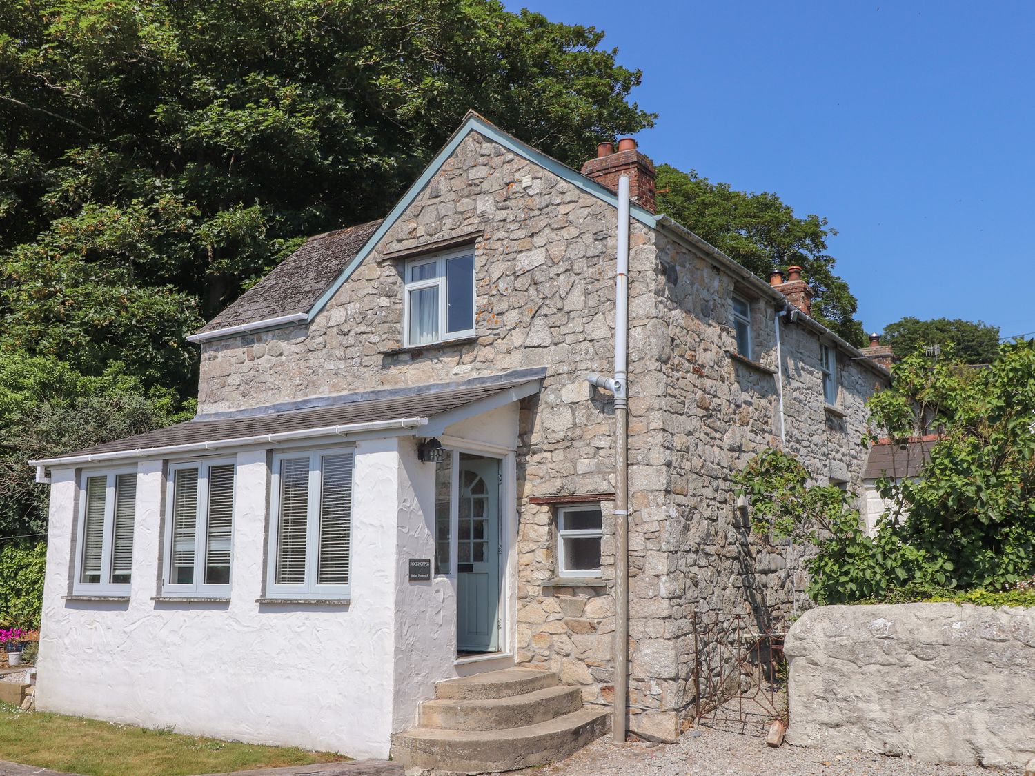 Rockhopper Cottage                     photo 2