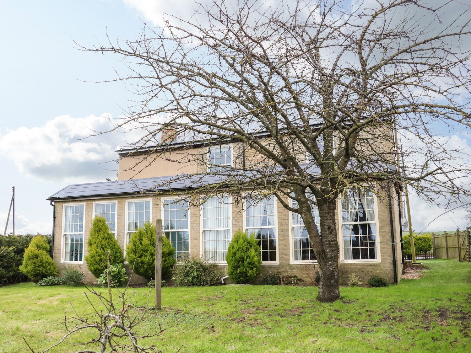 4 Dorothy Avenue, Skegness Holiday Cottage Bird Spot