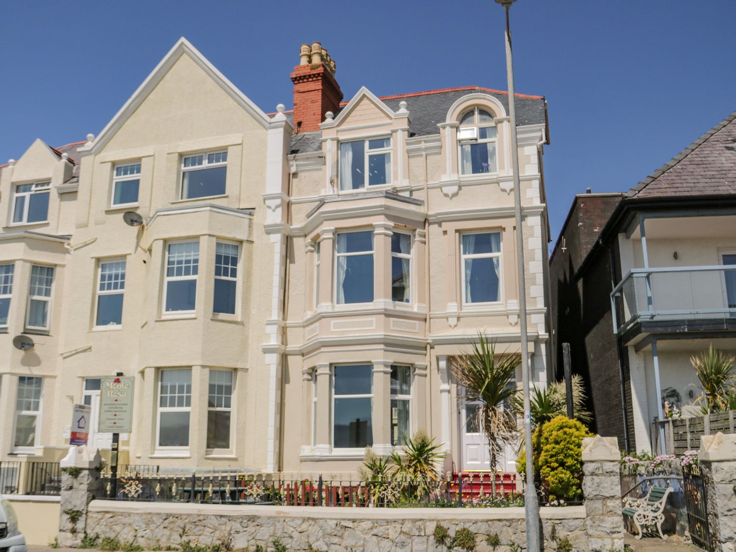 The Orme Apartment - North Wales - 1098616 - photo 1