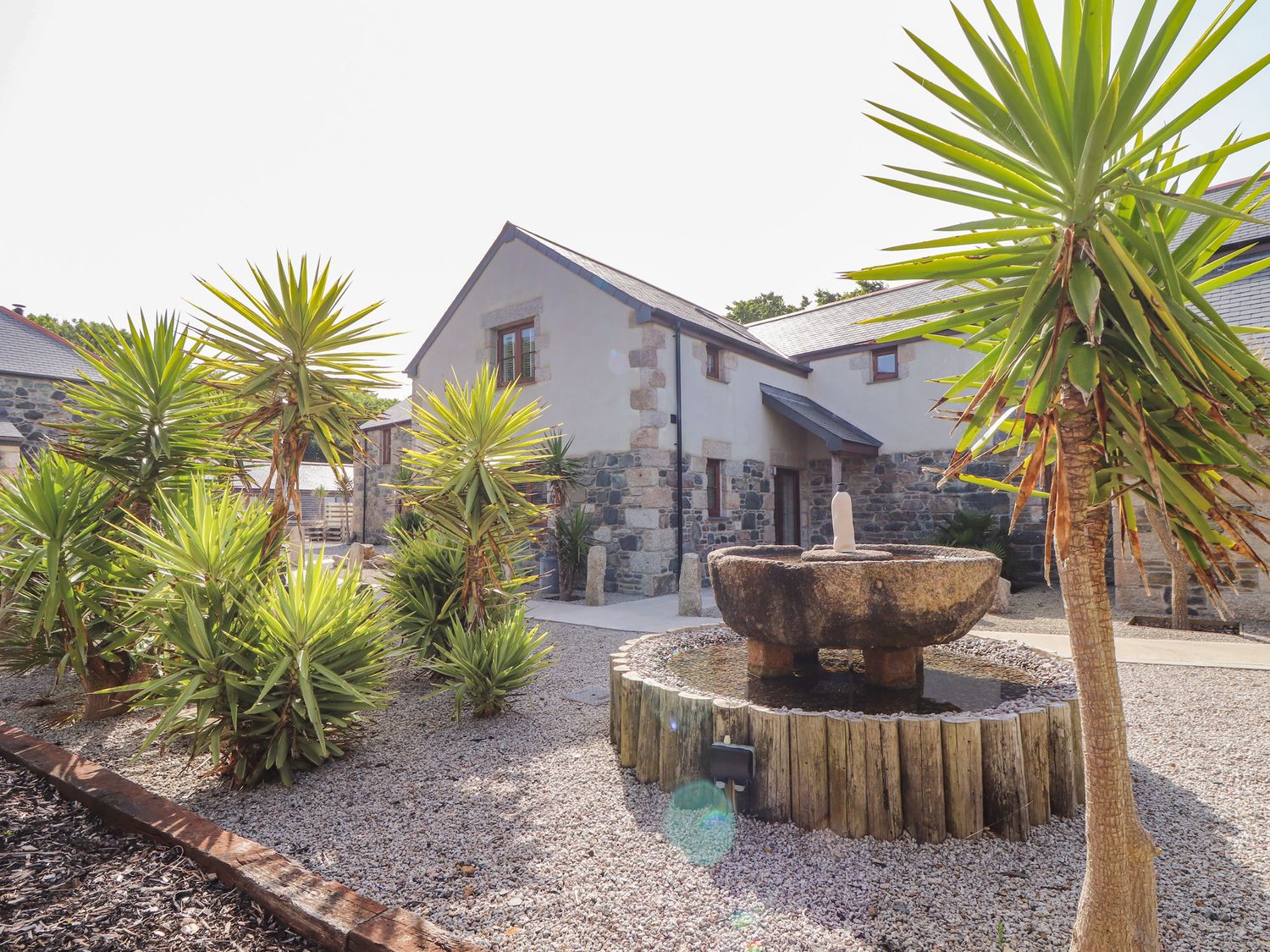 Polurrian House                     photo 2