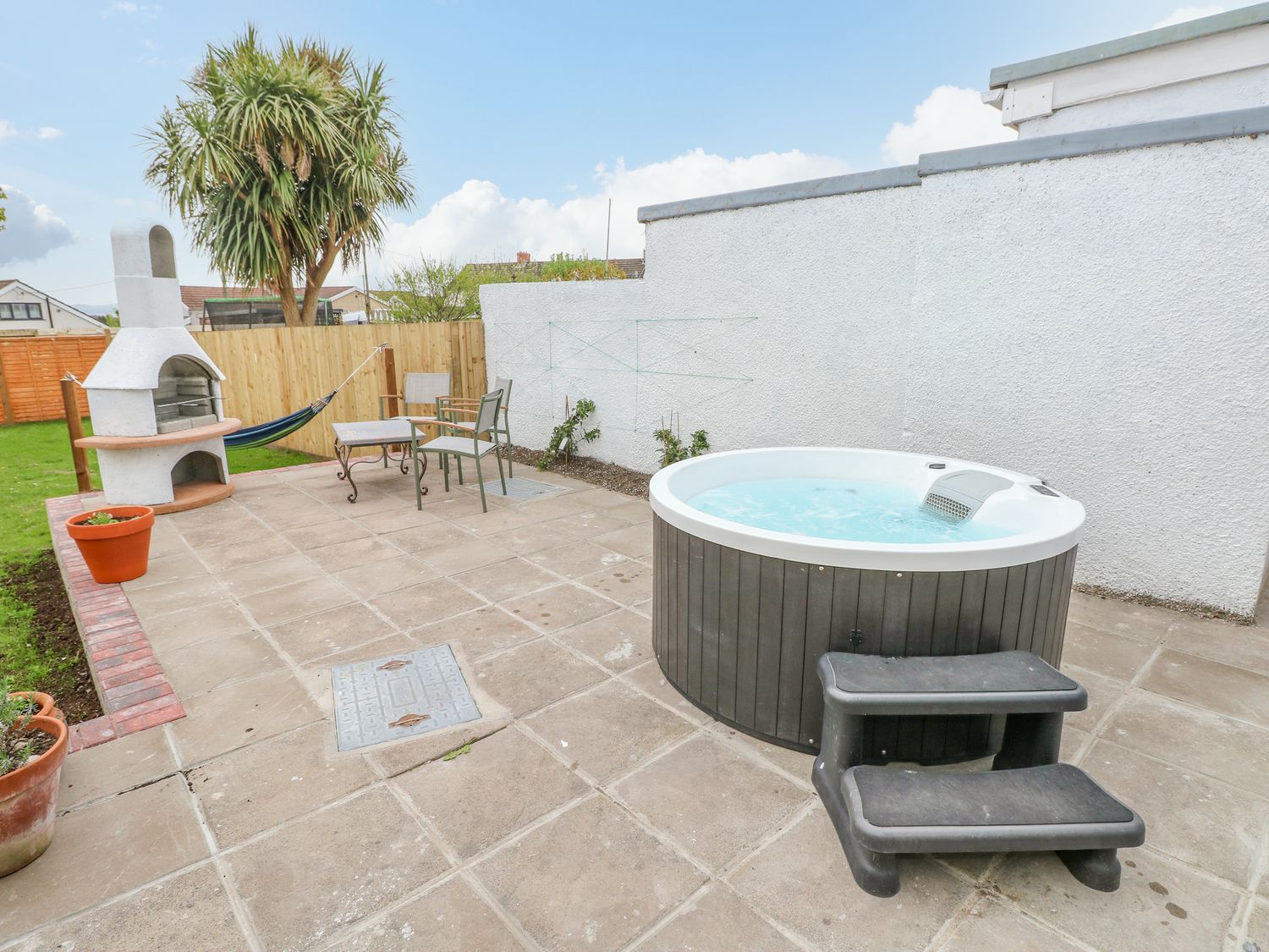 54 Pencoed Road                     photo 2