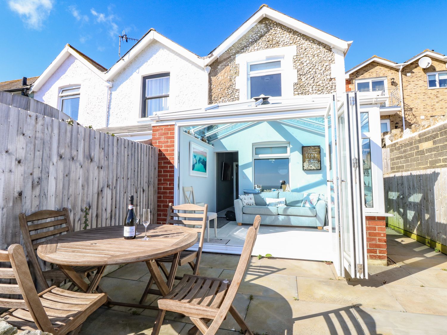 Apartment 5, Cliffview, Ventnor Holiday Cottage Bird Spot