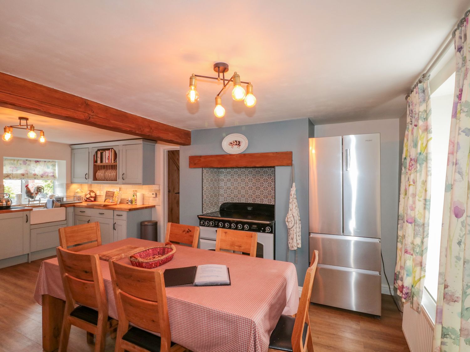 5 Rosedale Abbey ( 1102061 ) Rosedale village accommodation sleeps 6