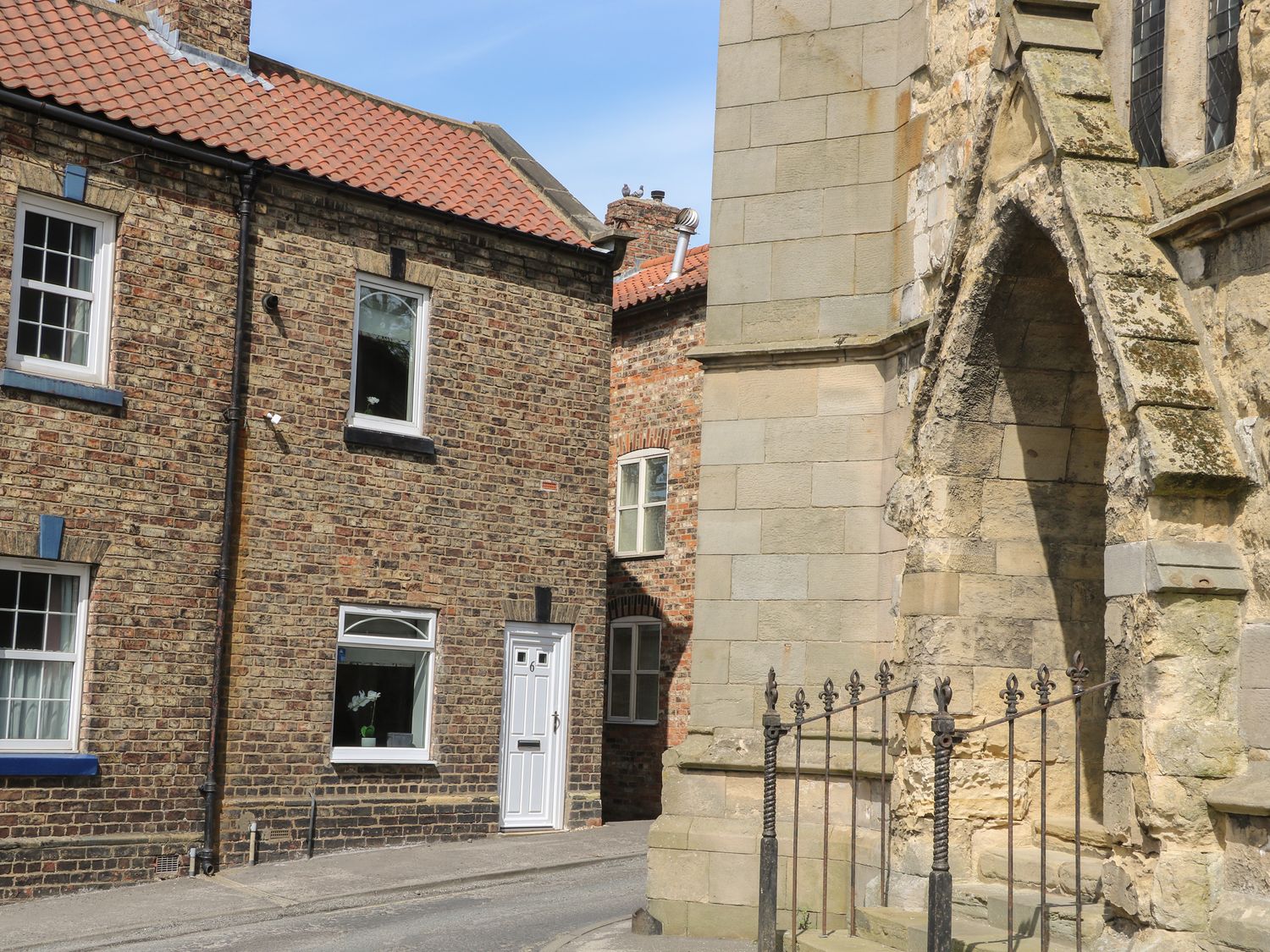6 Church Hill - North Yorkshire (incl. Whitby) - 1103901 - photo 1