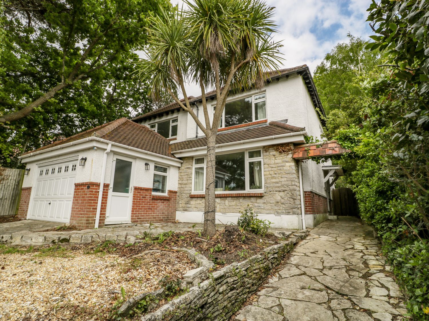 Corfe Lodge, Corfe Castle Holiday Cottage Bird Spot