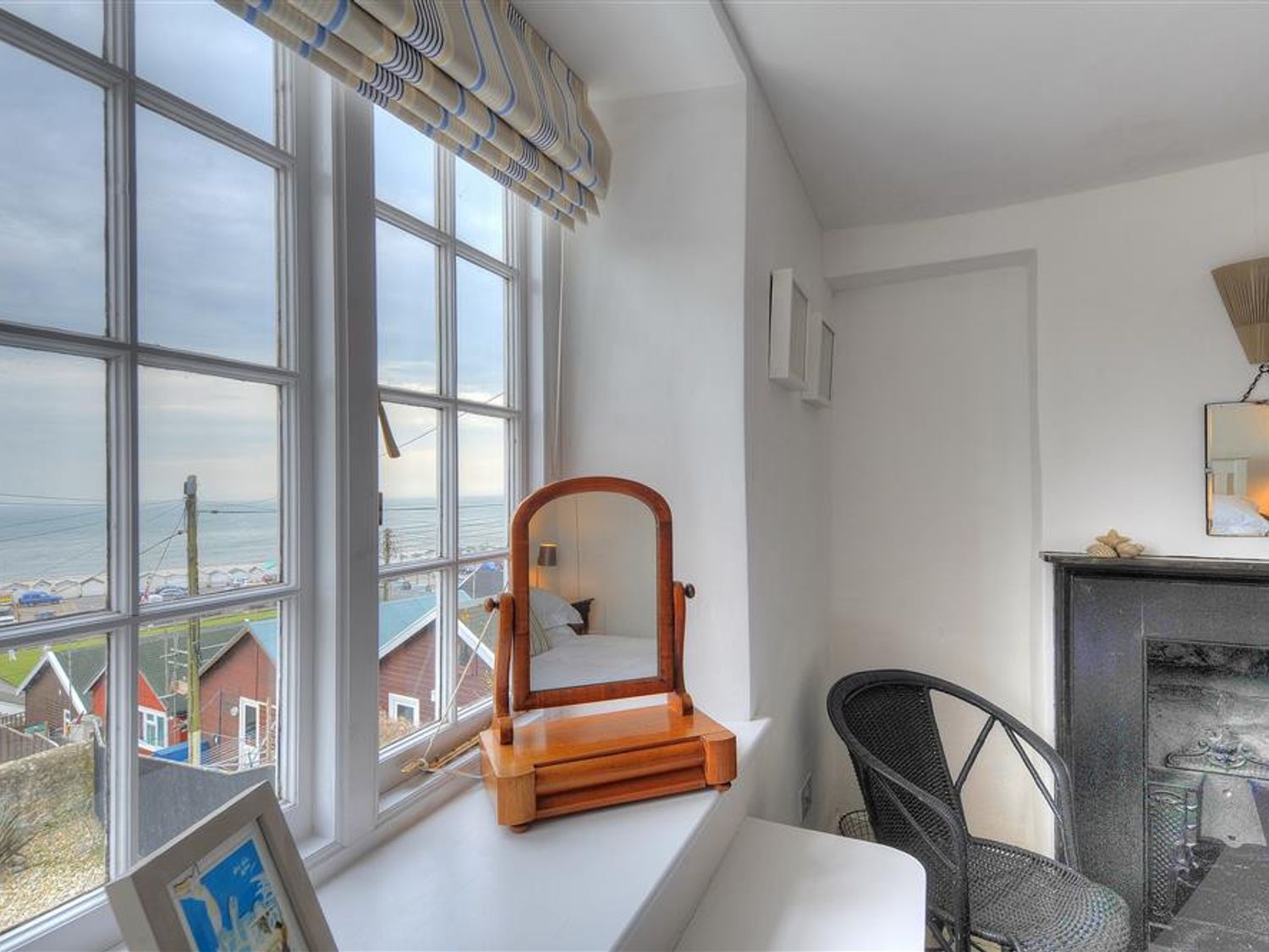 10 Cobb Terrace | Lyme Regis | Cobb | Dorset And Somerset | Self ...