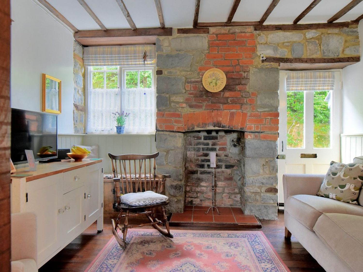 Lavender Cottage                     photo 2