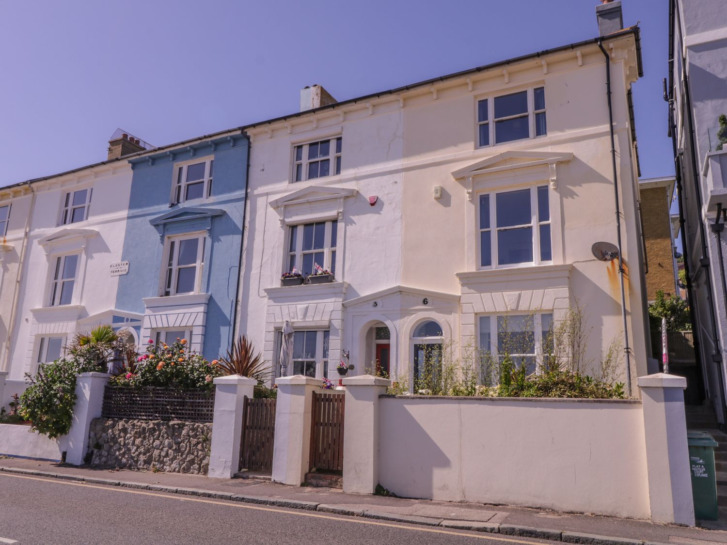 6 Gloster Terrace - Kent & Sussex - 1108475 - photo 1