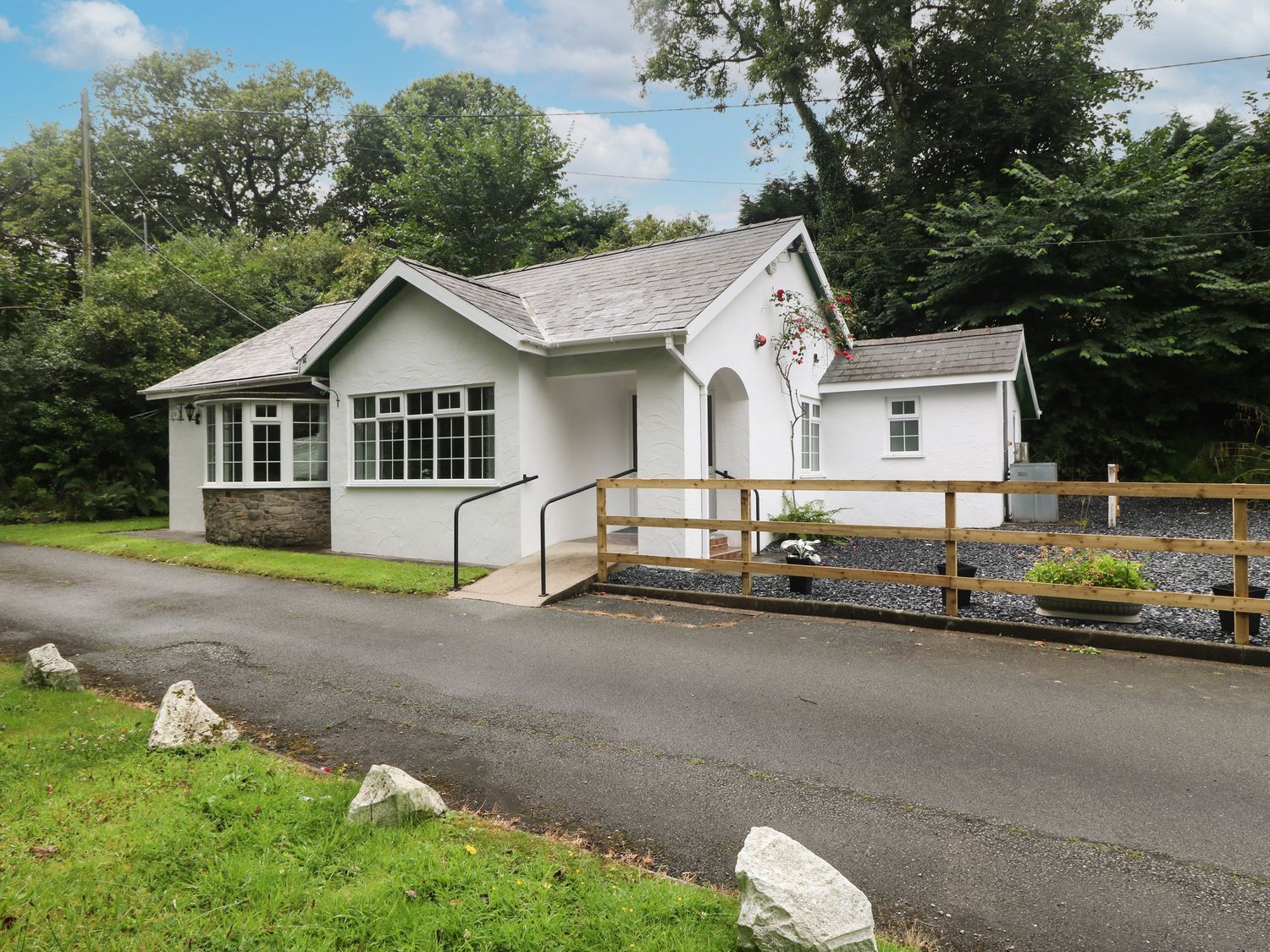 Mill House Cottage Sarn Meyllteyrn Meyllteyrn Self Catering