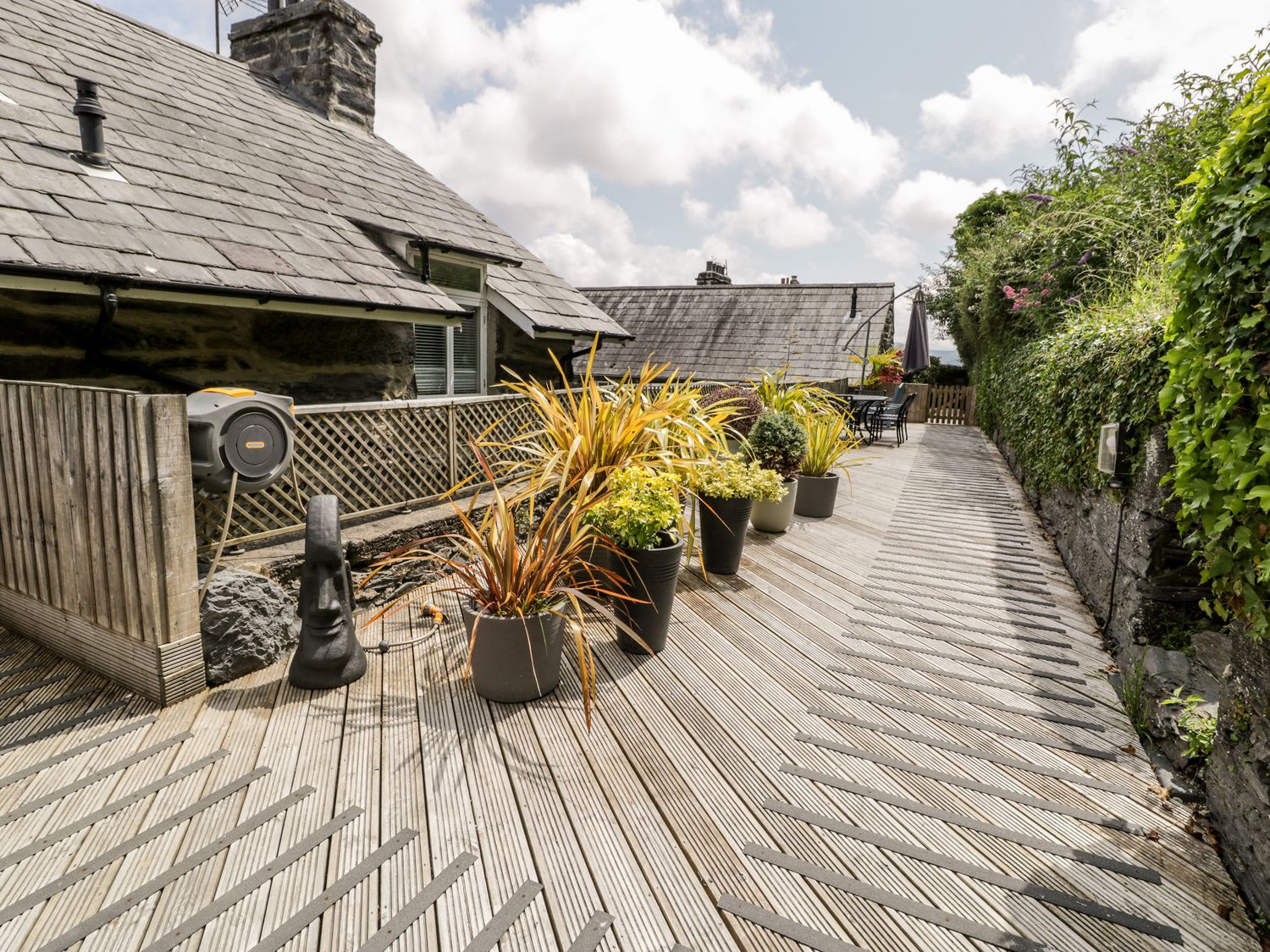 Harbour Suite, Porthmadog Holiday Cottage Bird Spot