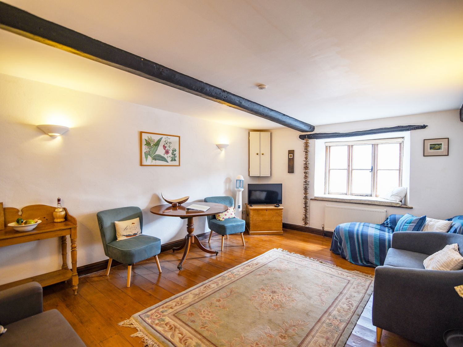 Apt 1 44/45 Coombe Street                     photo 2