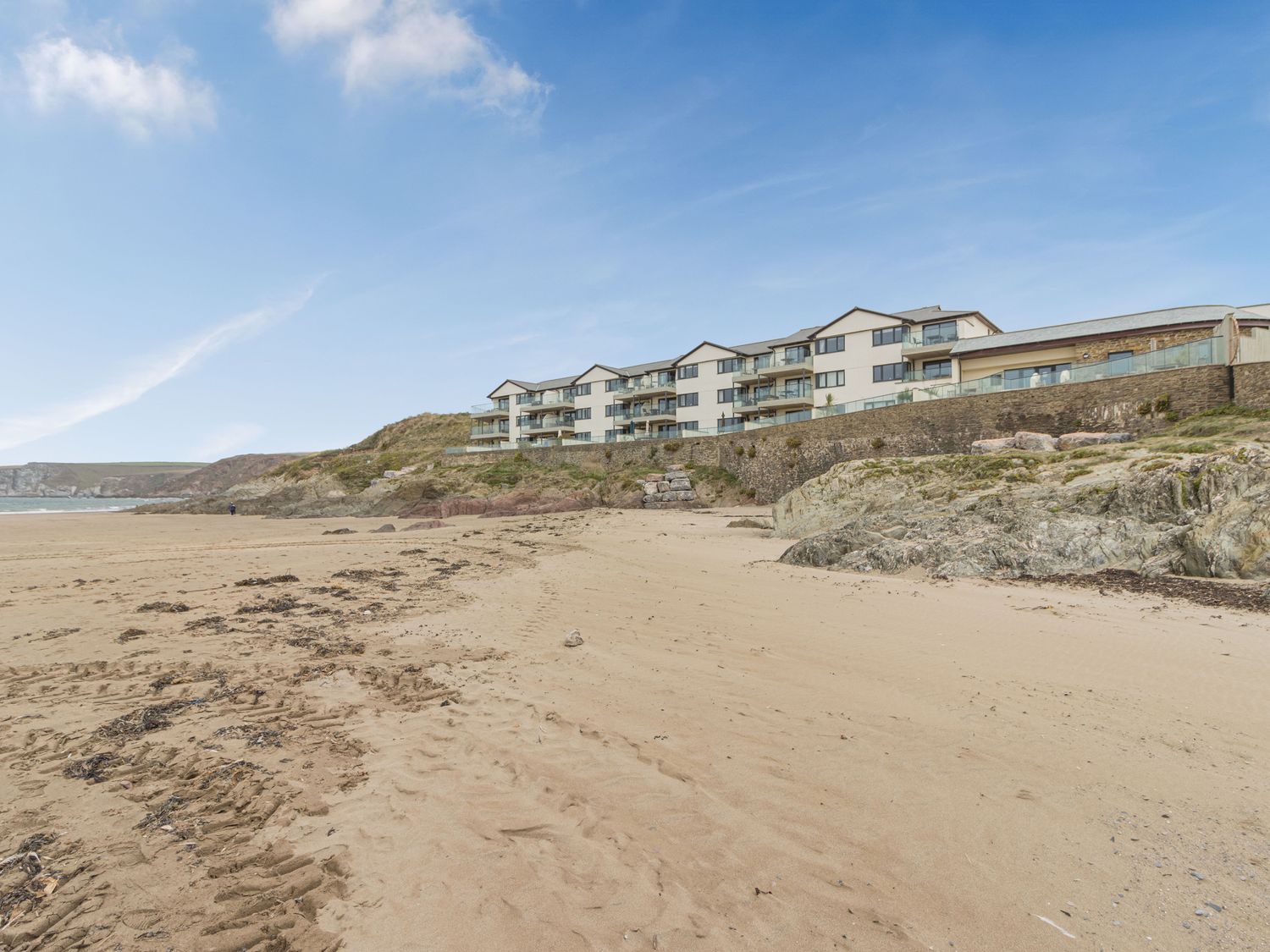 Apartment 18, Burgh Island Causeway                     photo 28