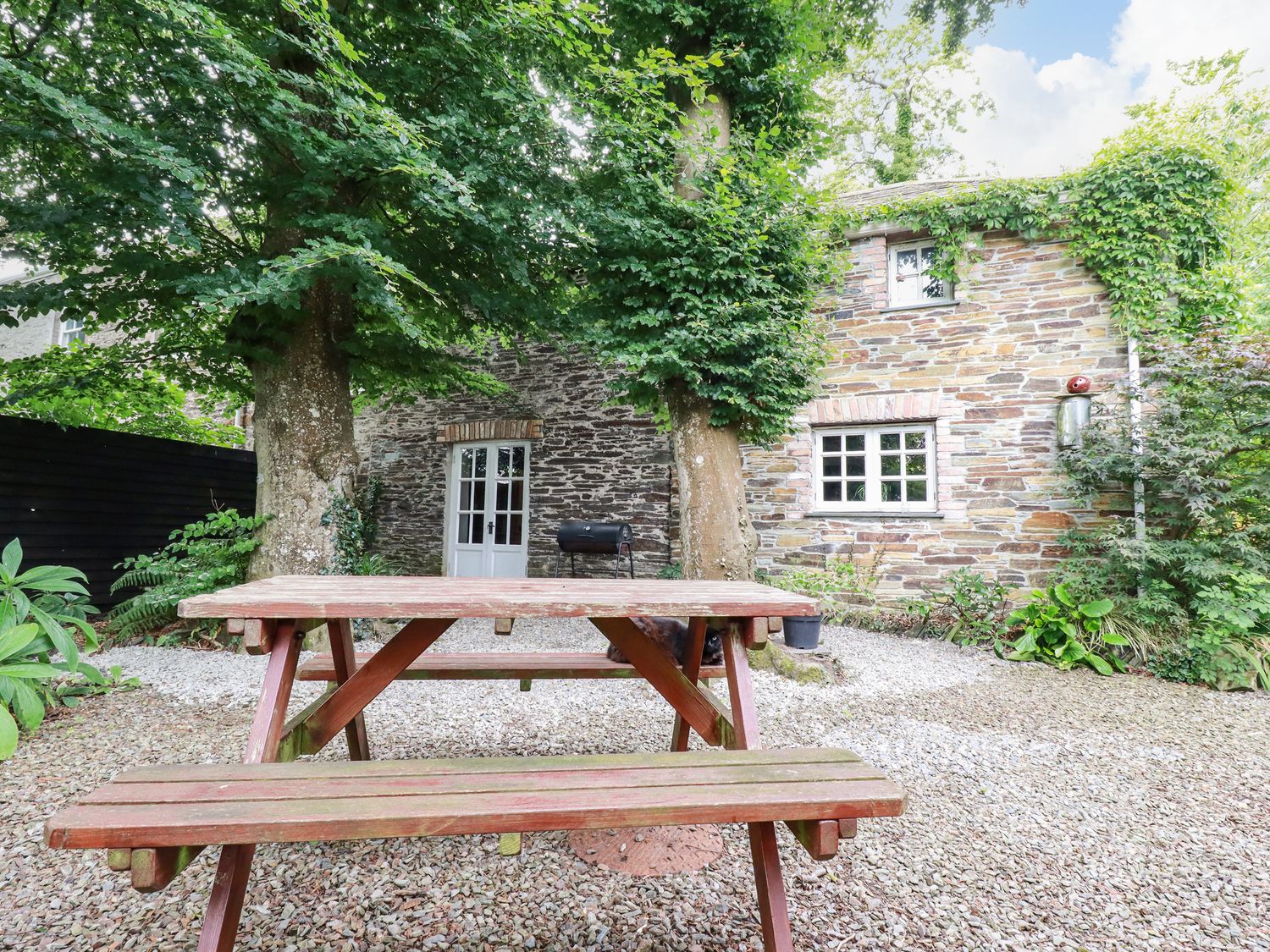 The Cottage                     photo 2