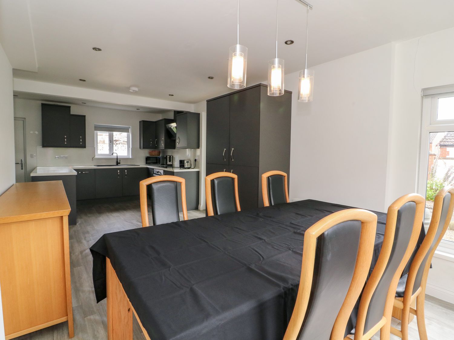 Inglenook Ripon ( Ref 1112523 ) Hire Ripon holiday home sleeps 4 people