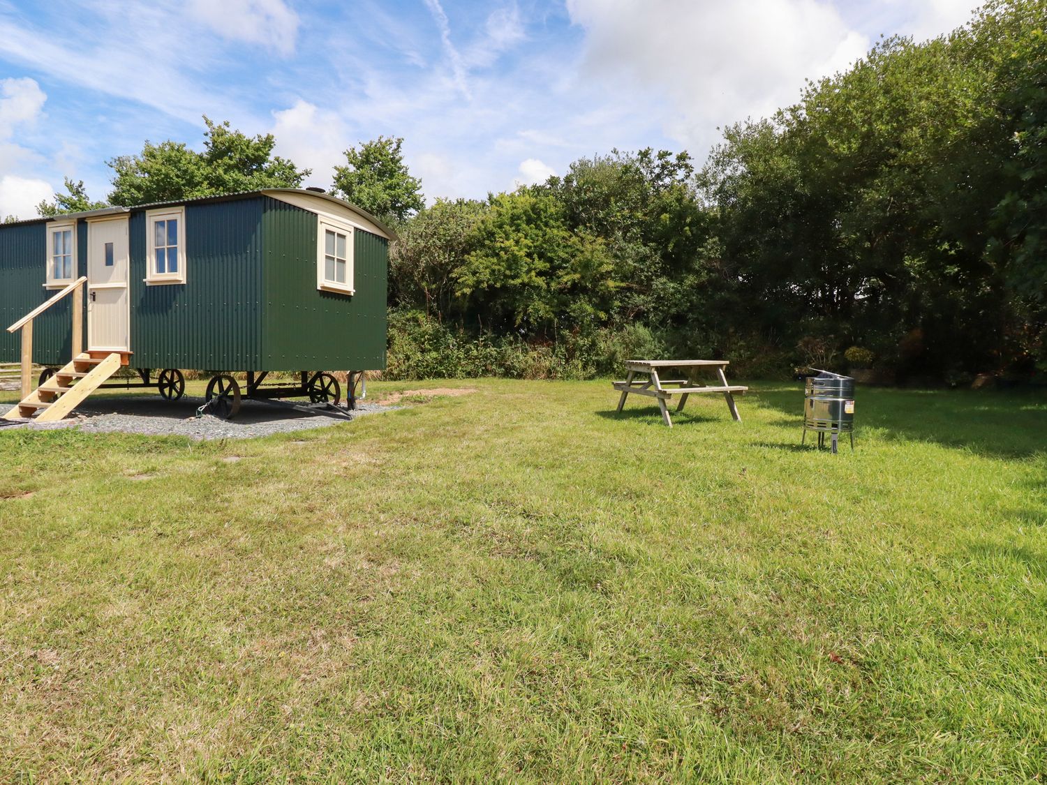 Westering Sun Bude Bush Cornwall Self Catering Holiday Cottage