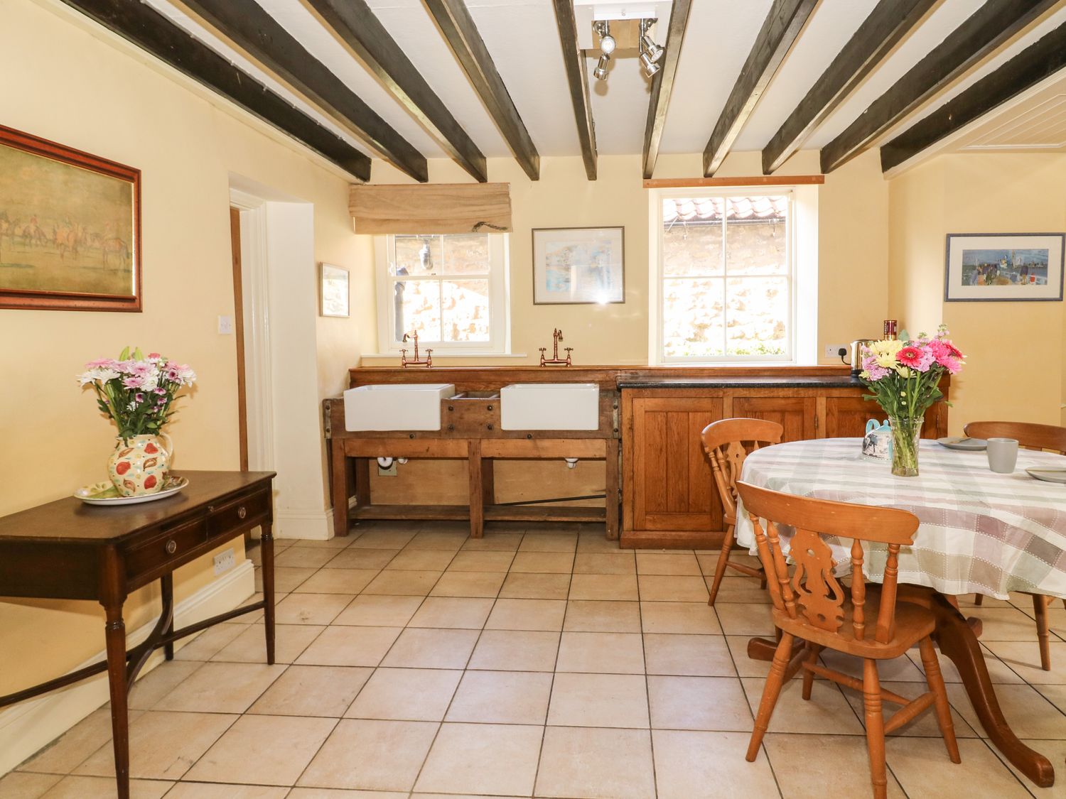 The Old Post Office ( Ref 1115609 ) Ampleforth North Yorkshire