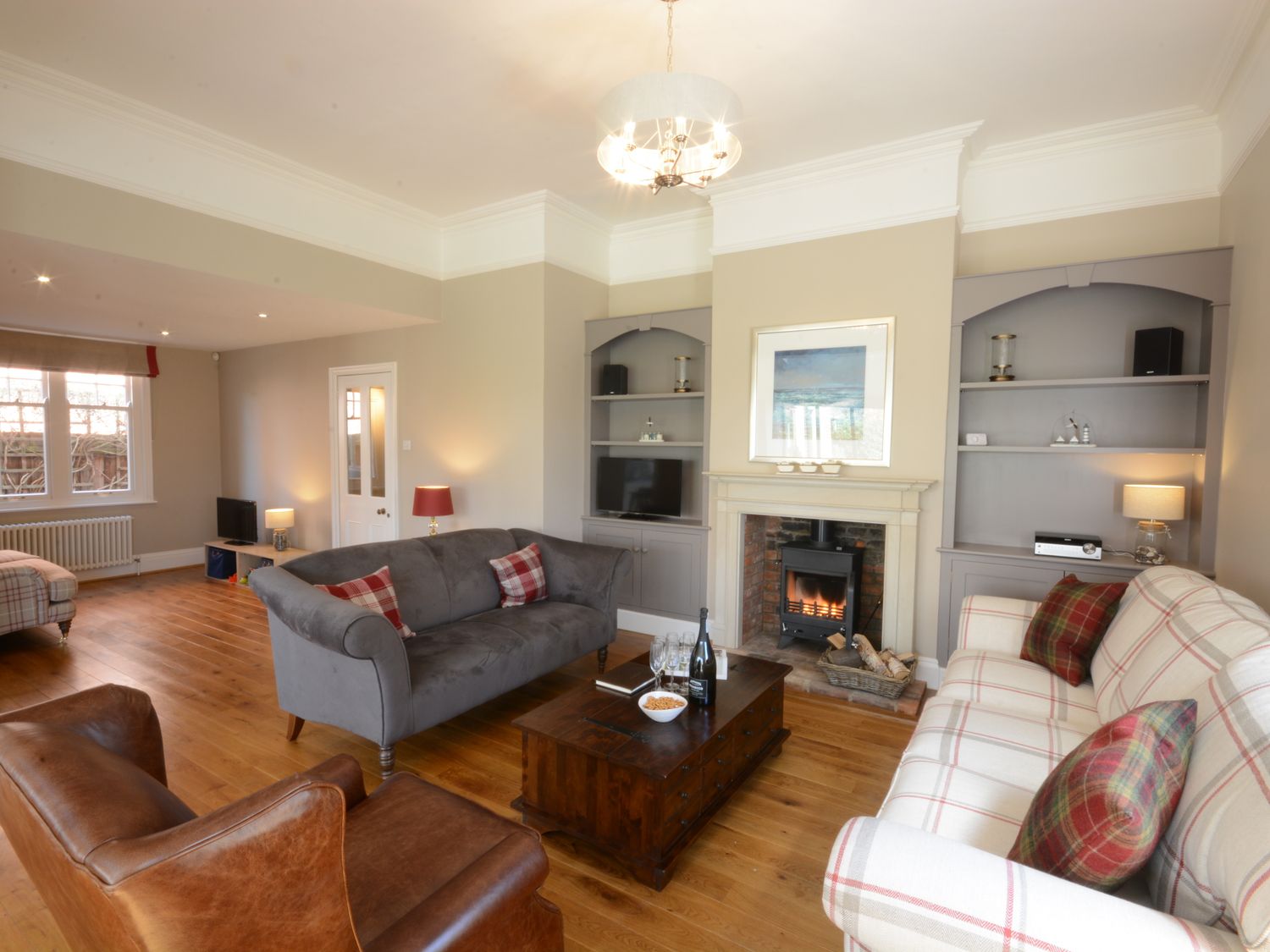 Holly Lodge                     photo 2