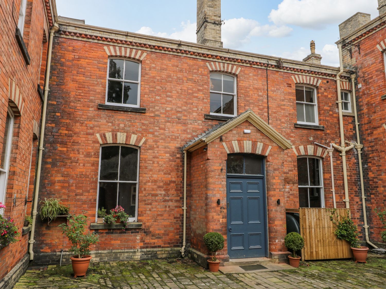 No. 1 Pepper Arden, Northallerton Holiday Cottage Bird Spot