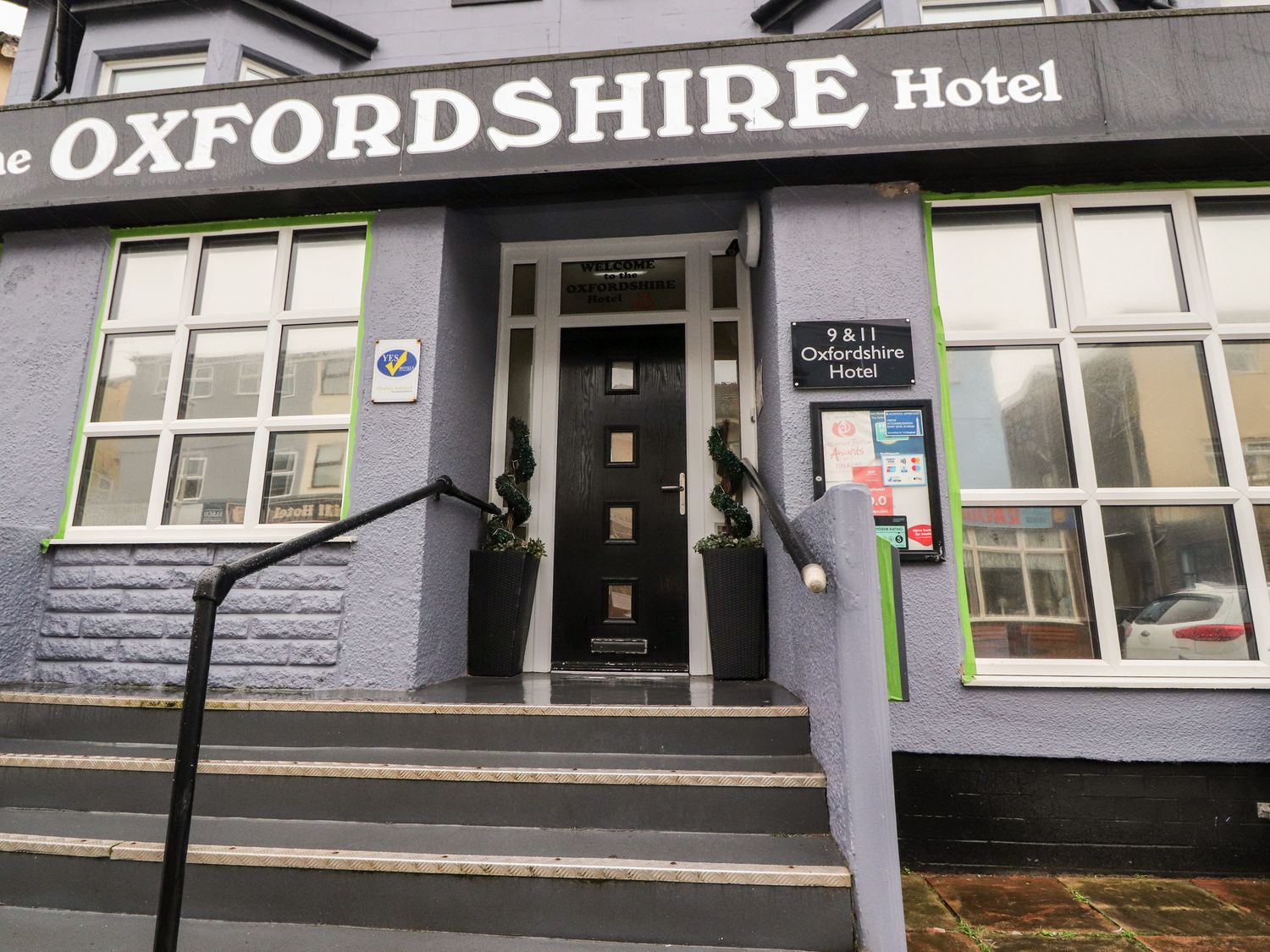 Suite 12, Blackpool Holiday Cottage Bird Spot