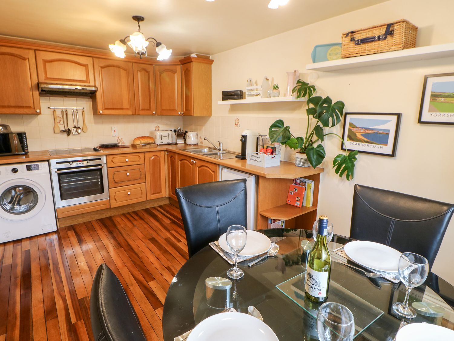 Kirkbymoorside Holiday Cottages Book self catering