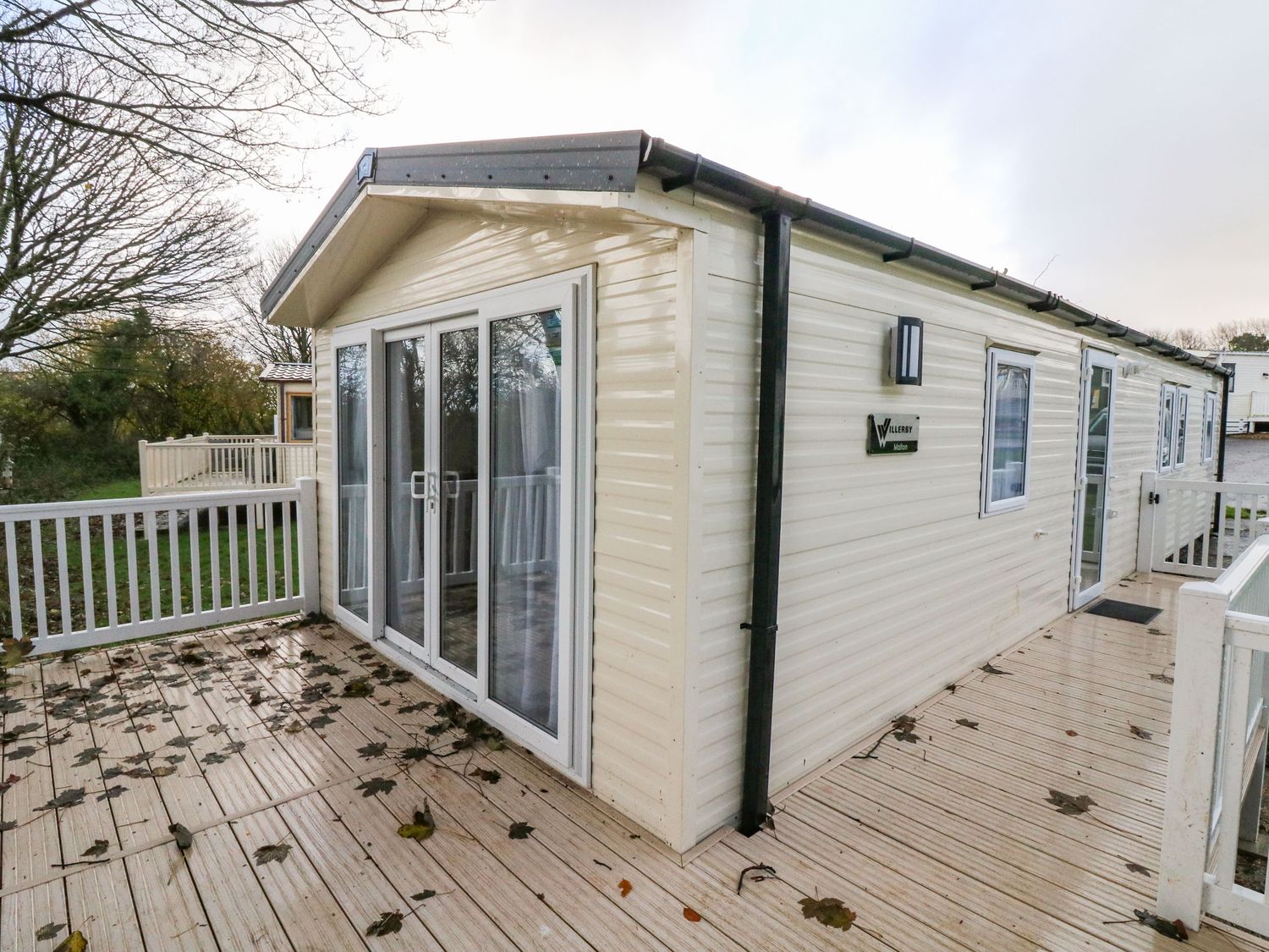The Hut (Devon Country 5)                     photo 2