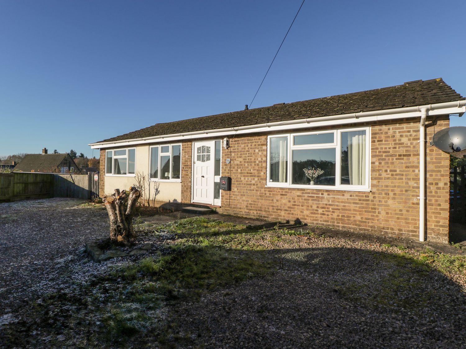 16 Dean Court Lydney Allaston Self Catering Holiday Cottage