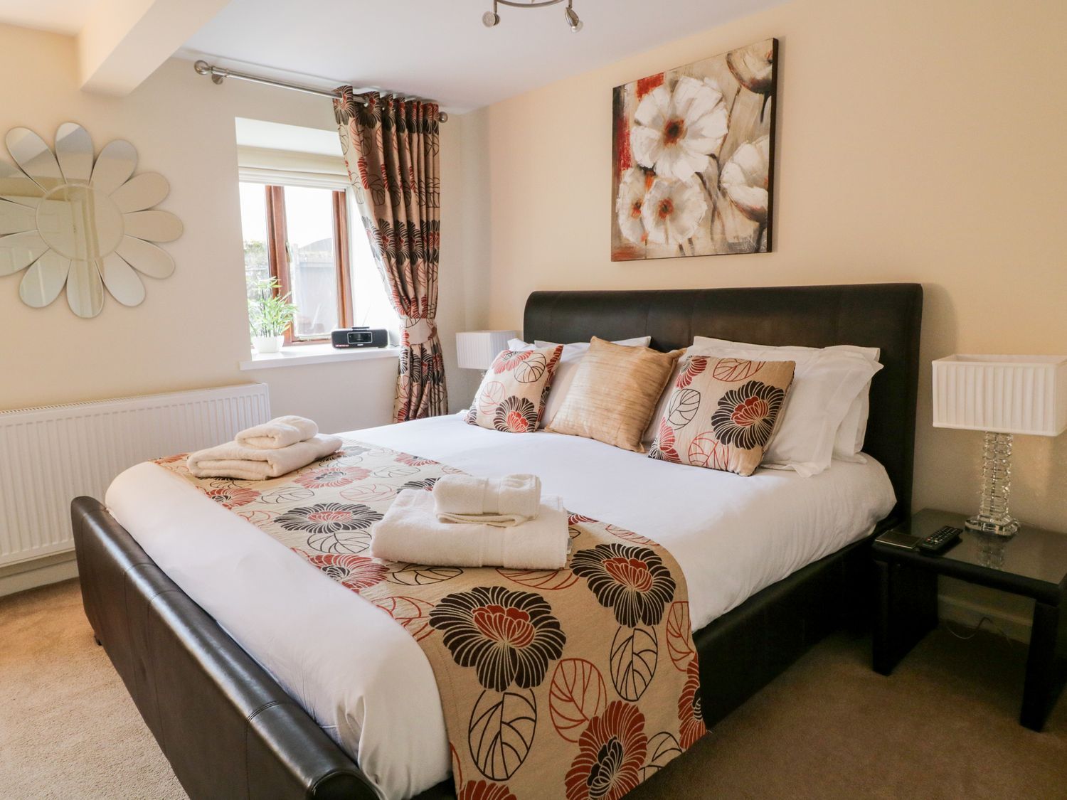 Book The Threshing Floor at Tennant Barn Malham ( Ref 1121801 ) Malham holiday cottage rental for 2 guests in Malham North Yorkshire