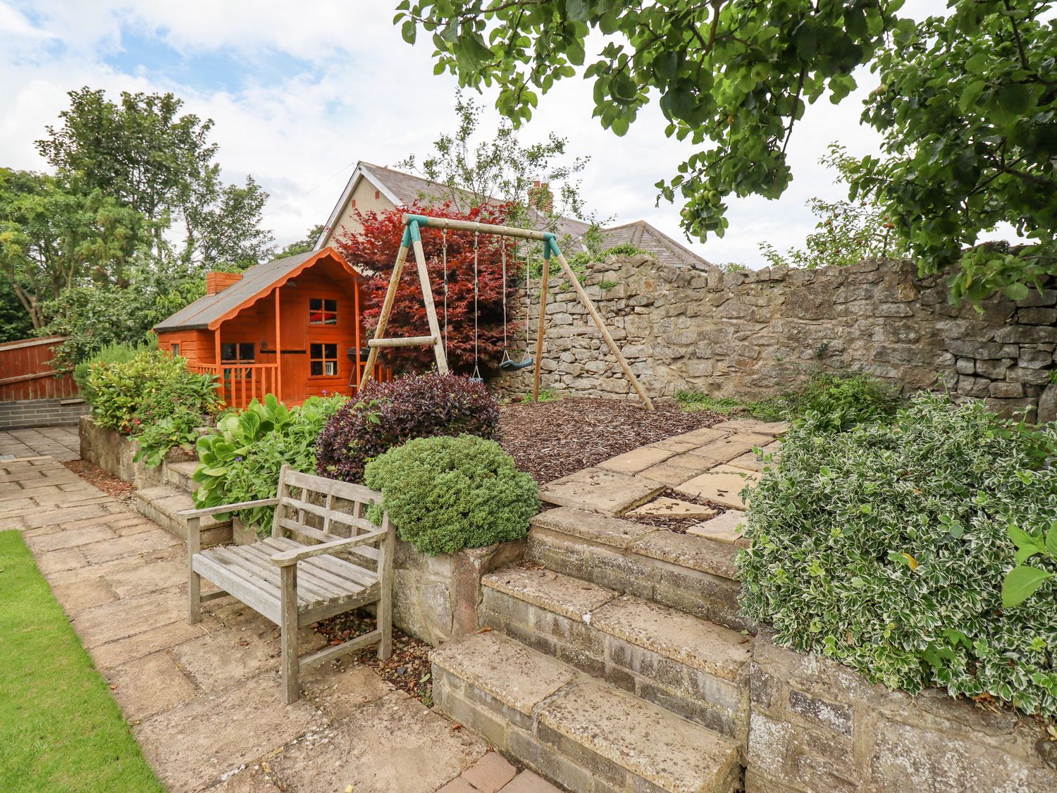 Manor Cottage                     photo 2