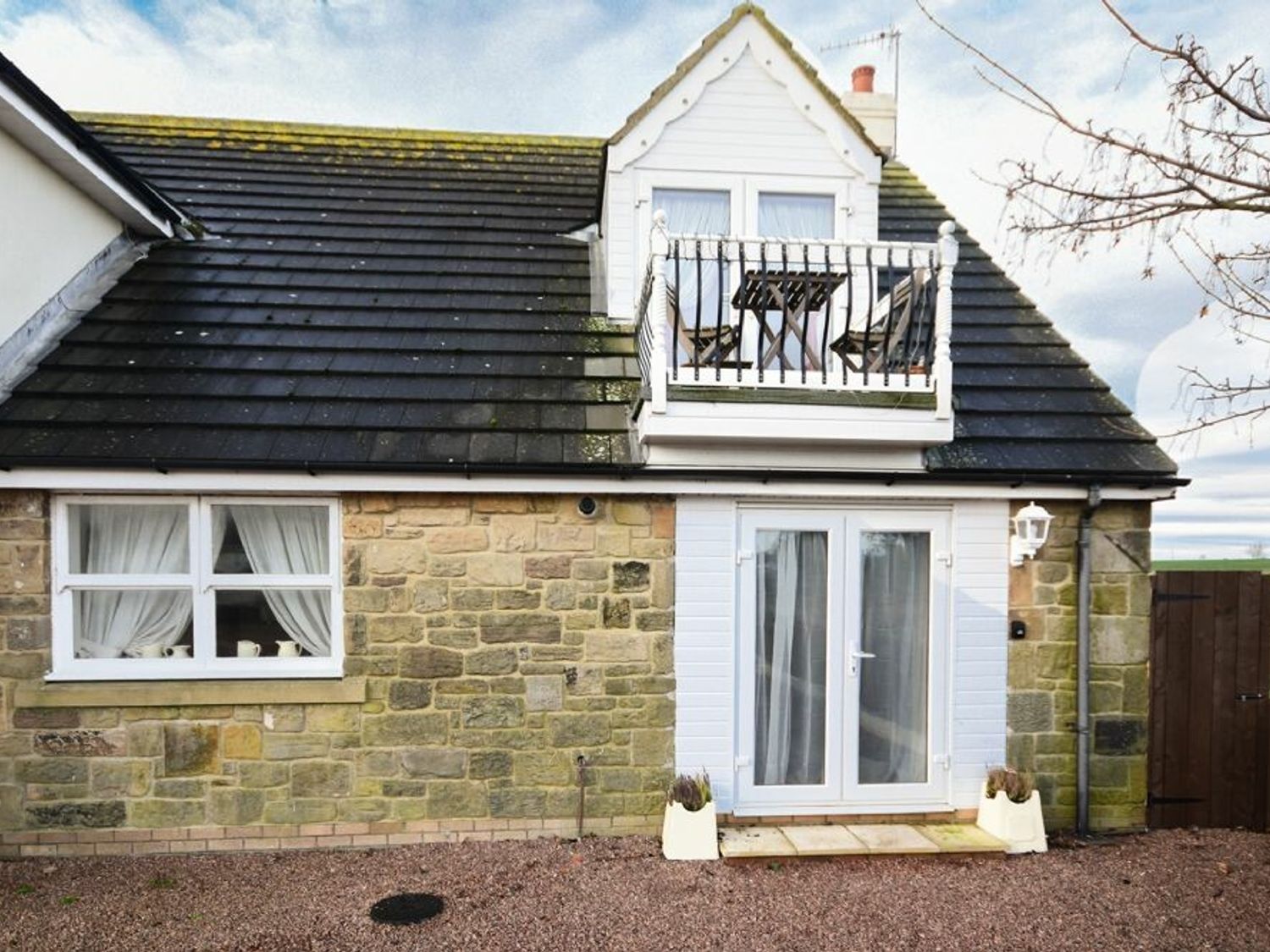 Beachside, Low Hauxley Holiday Cottage Bird Spot