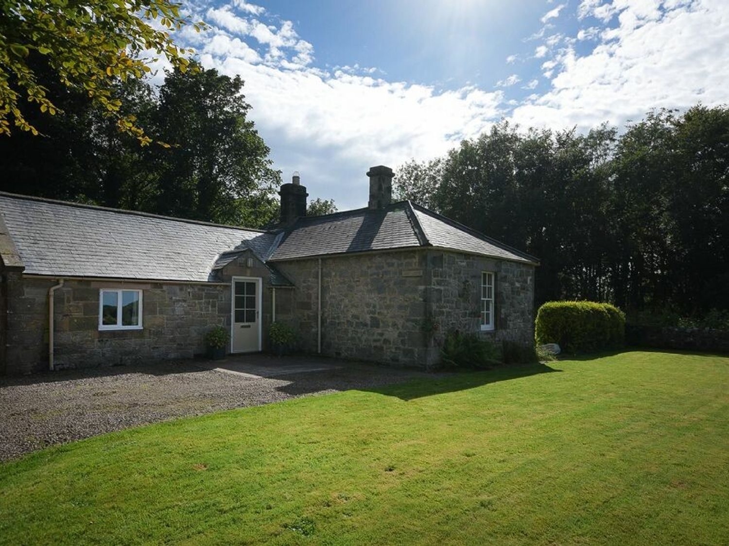 West Lodge                     photo 29