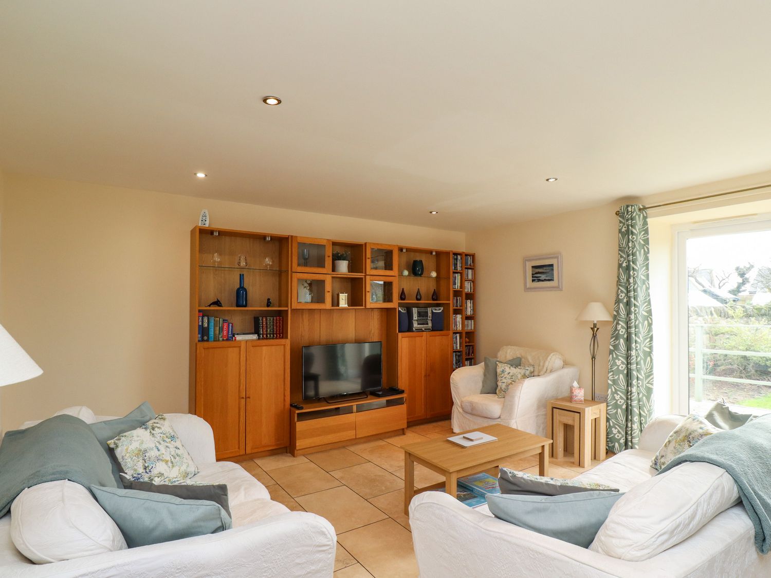 Sunshine Cottage                     photo 2