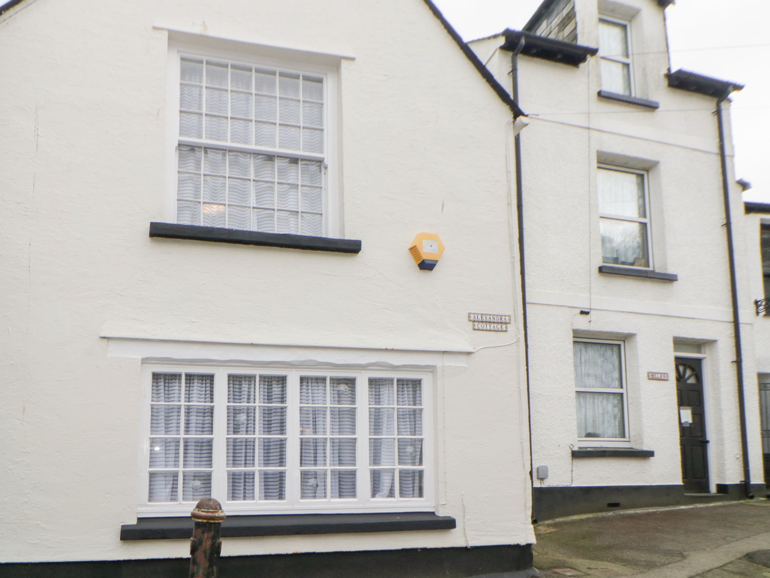 Alexandra Cottage, Looe Holiday Cottage Bird Spot