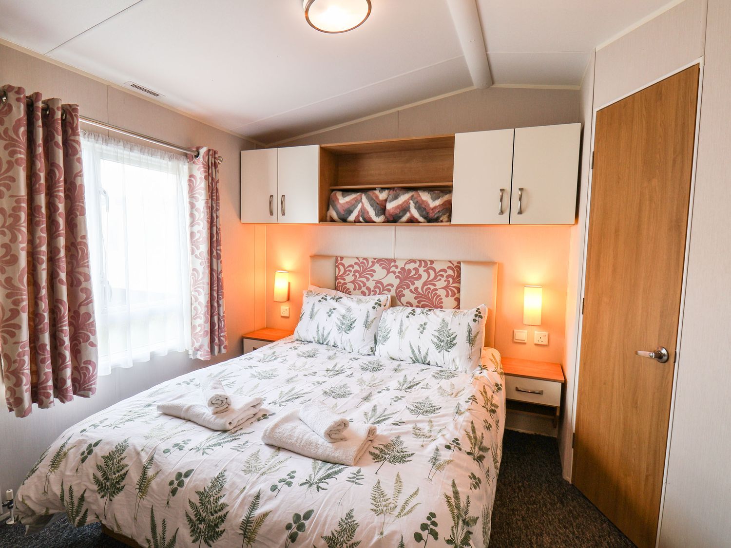 Bedroom Decking area at Two Little Ducks Holiday Lodge ( Ref 1059418 ) Cayton Bay Accommodation near Scarborough North Yorkshire