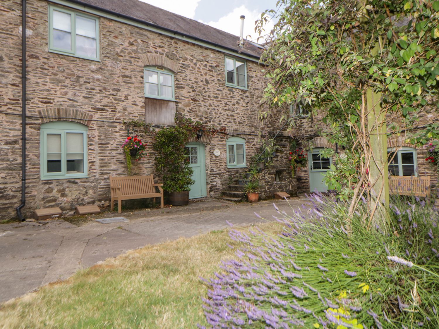 Blackberry Cottage                     photo 2