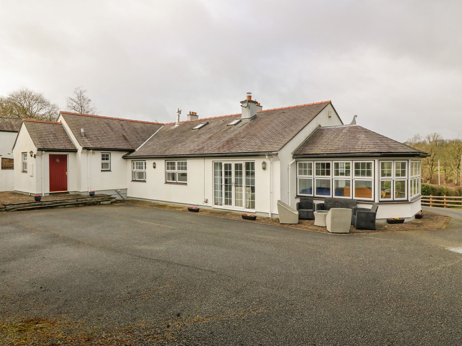 Bwthyn Clai Llangefni Ty'ncoed Self Catering Holiday Cottage