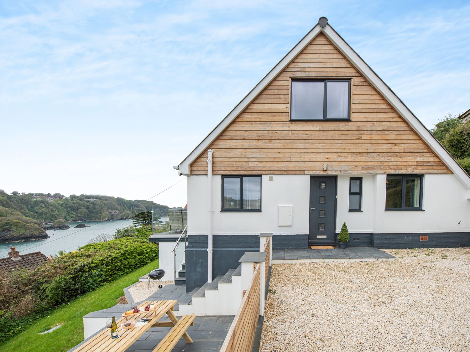 Beach View, Combe Martin Holiday Cottage Bird Spot