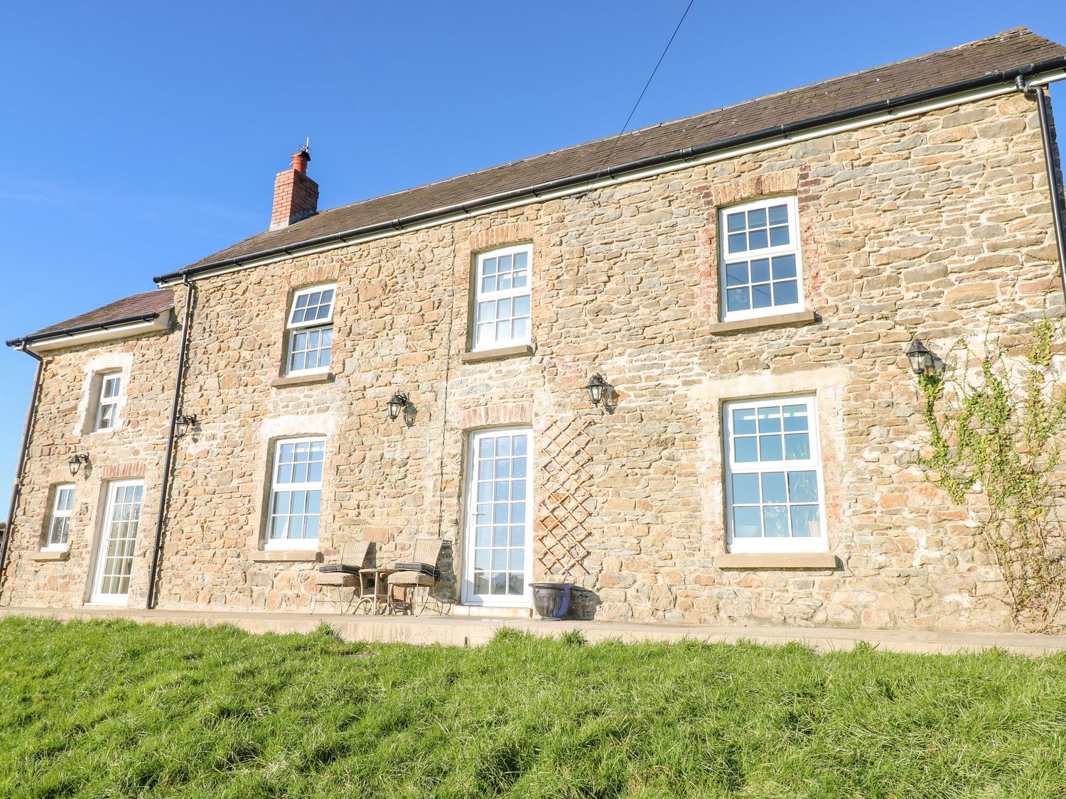 Rustic Period Country Farmhouse - South Wales - 1126255 - photo 1