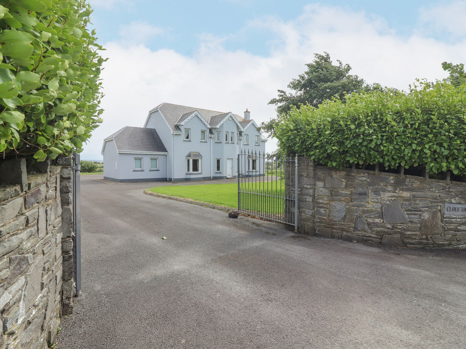 Cloughoge House - County Clare - 1126434 - photo 1