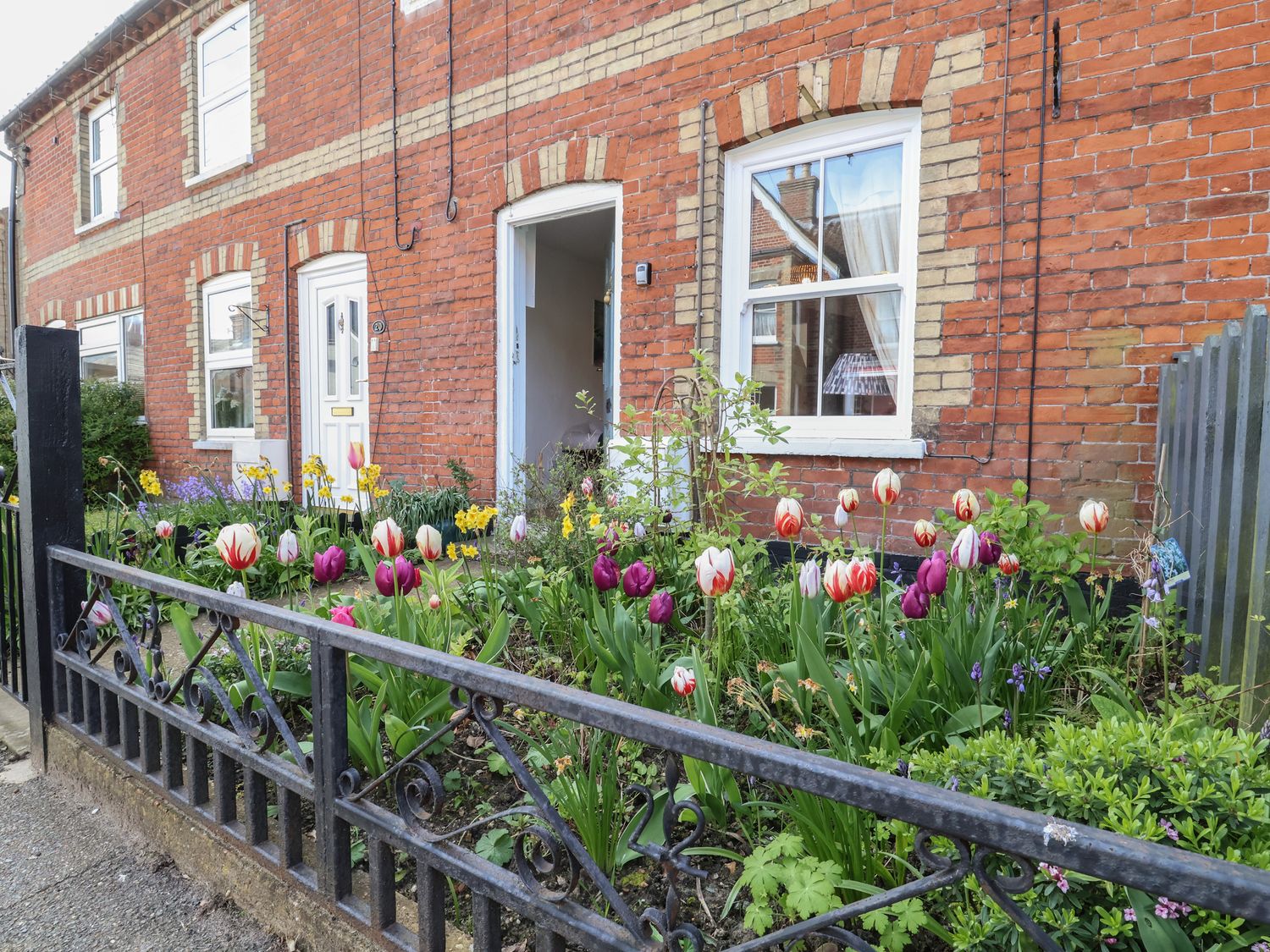 Victoria Cottage, Saxmundham Holiday Cottage Bird Spot