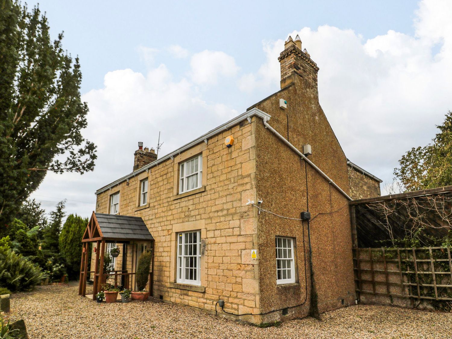 Prudhoe Cottage                     photo 2