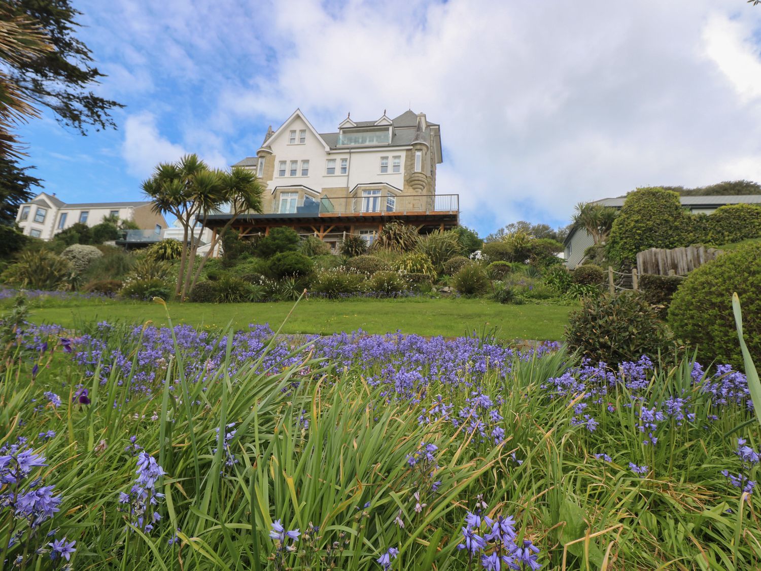 The Tower, 5 Corisande Manor