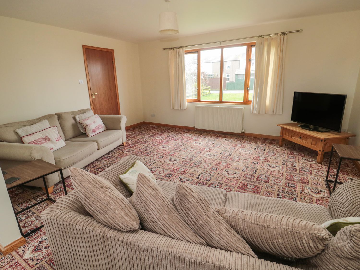 Causeway Cottage                     photo 2