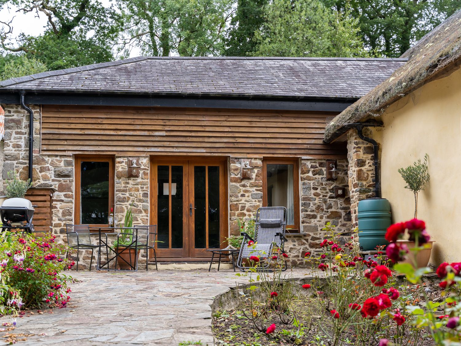 The Threshing Barn                     photo 2