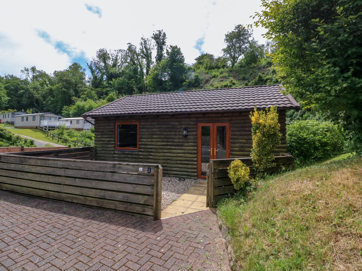 Chalet Lodge (Bunks) L1 - Devon - 1129383 - photo 1