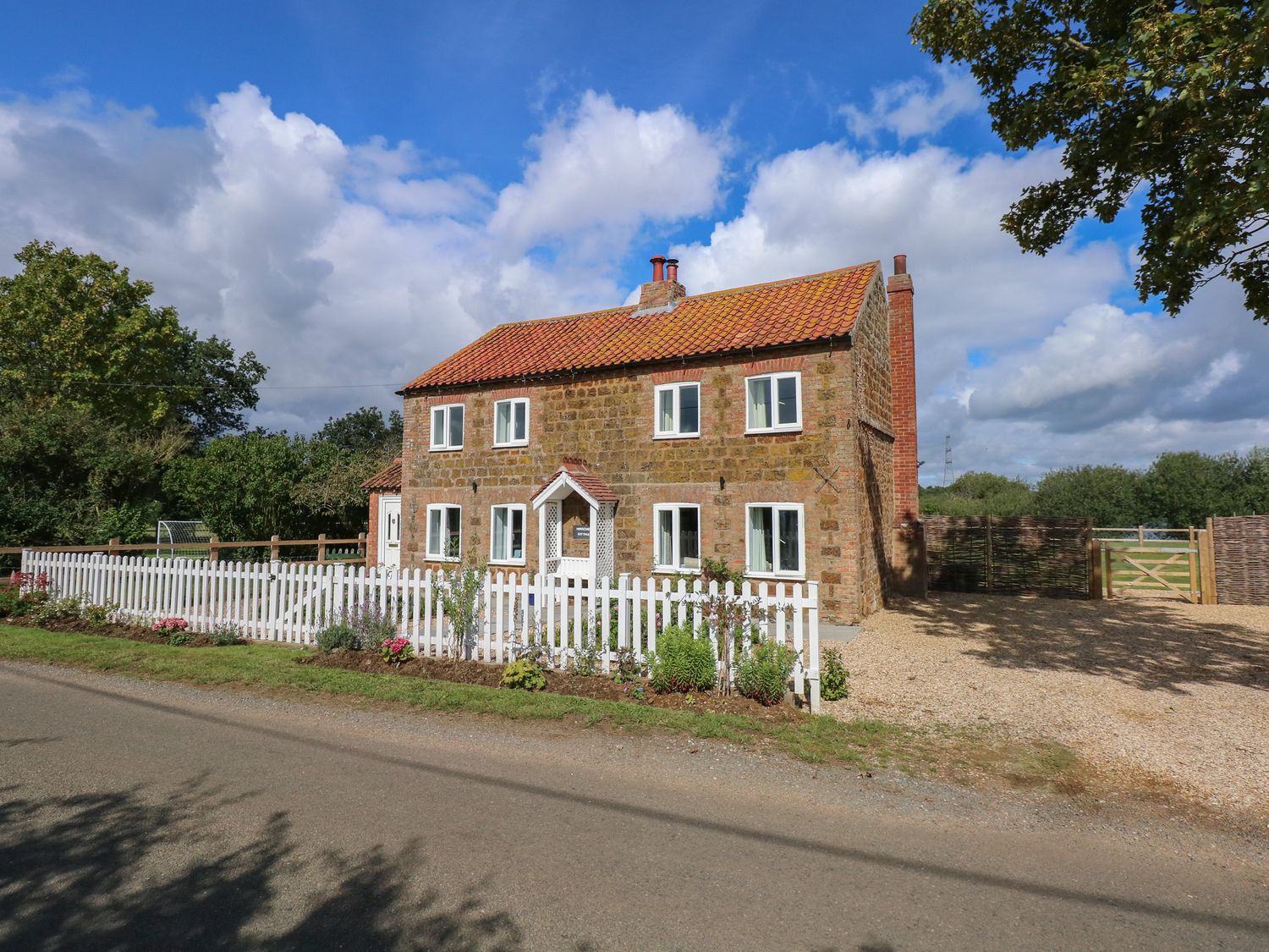 Horseshoe Cottage - Norfolk - 1130744 - photo 1