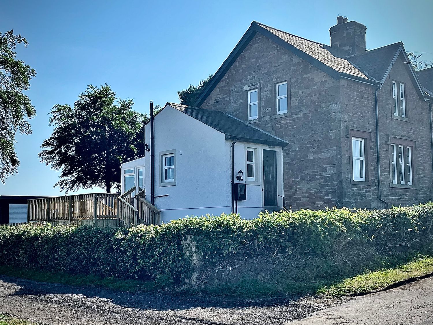 Rose Bank Cottage, Dalston Holiday Cottage Bird Spot