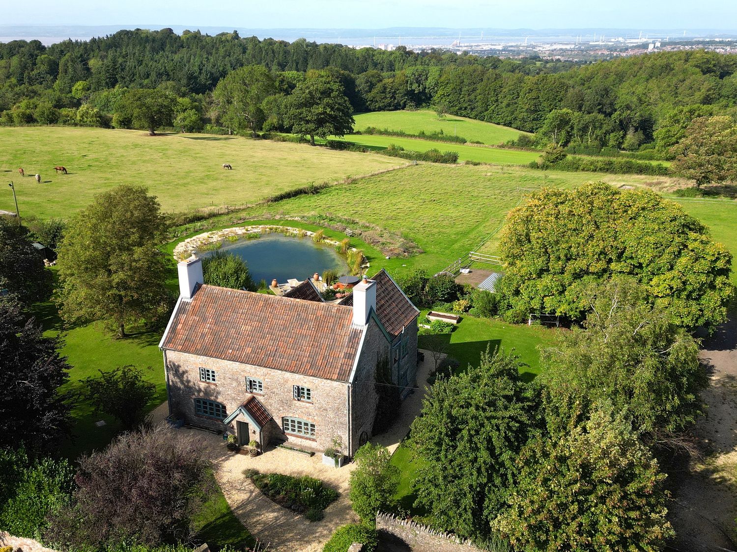 Manor Farm House - Somerset & Wiltshire - 1134511 - photo 1