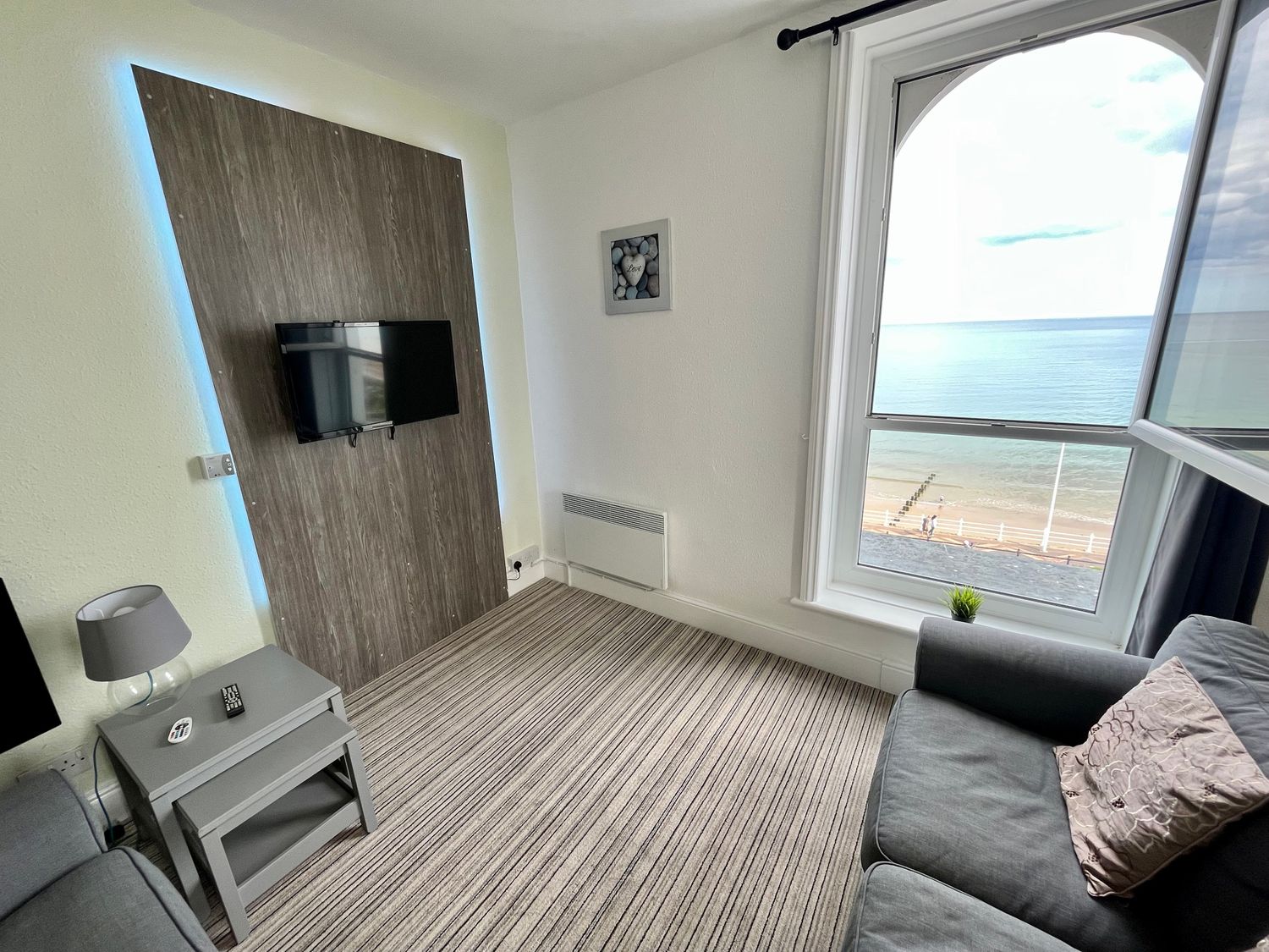 7 Beach View @ Beaconsfield House - North Yorkshire (incl. Whitby) - 1136857 - photo 1